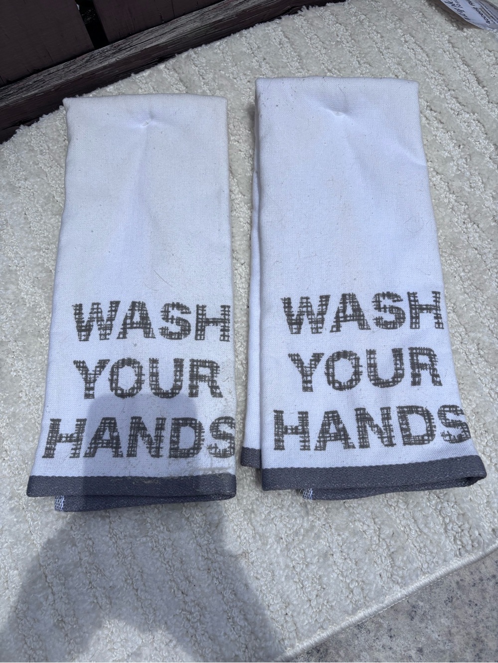 🎉NWOT 🎉 ‘Wash Your Hands’ Cotton  Bathroom Hand Towel Set - White with Gray Trim